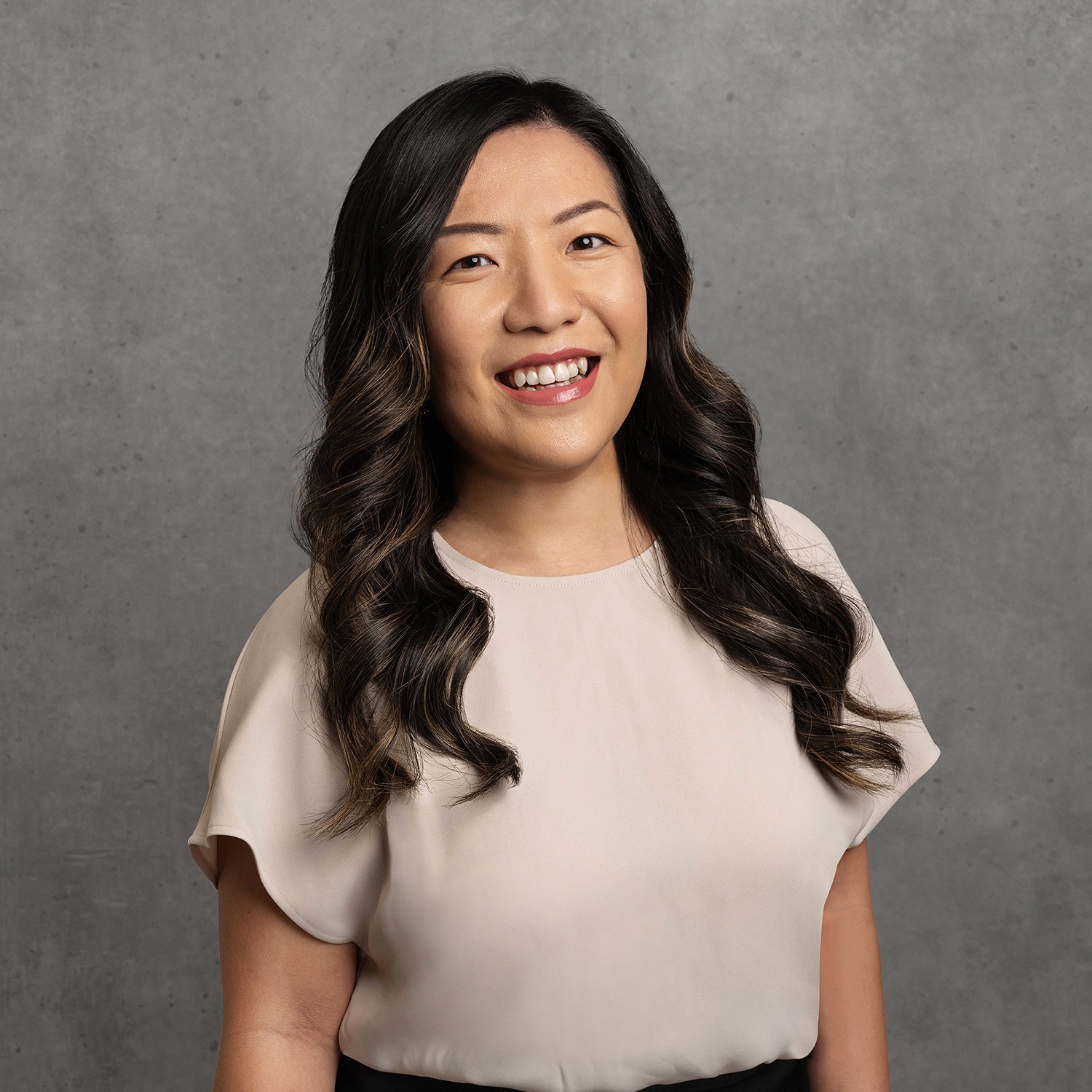 Jasmine Lam headshot